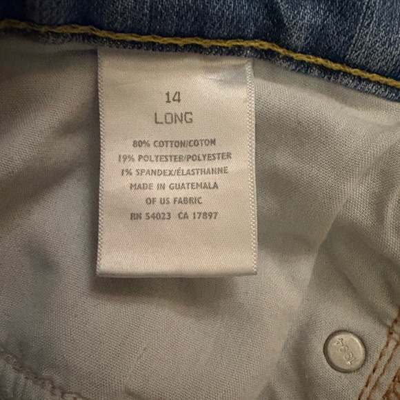 Old Navy 👢 Bootcut Blue Denim Jeans - Picture 2 of 9